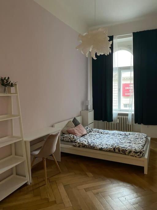 Exclusive City Center Experience - 3 * Praha
